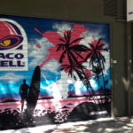Graffiti en el cierre de Taco Bell en Madrid