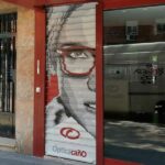 Graffiti en óptica de Madrid.