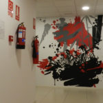 Graffiti mural de los Siete Samuráis en oficina de Kyocera.