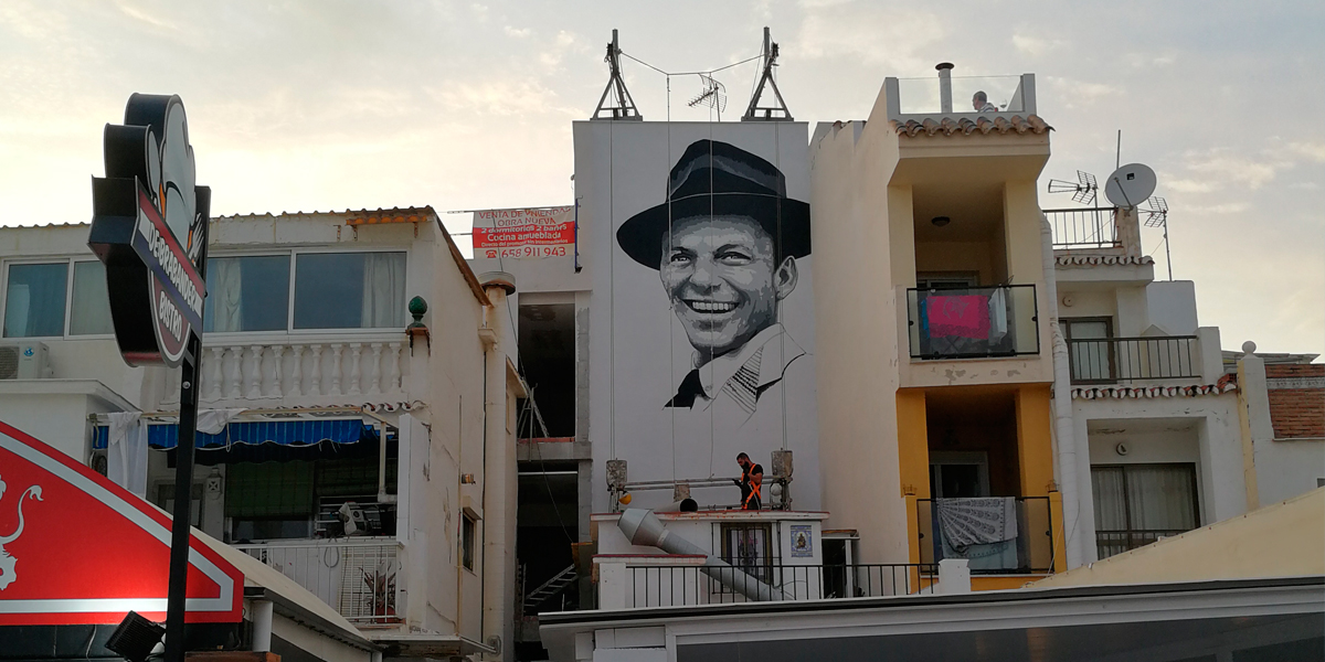 Realización del mural de Frank Sinatra en Torremolinos